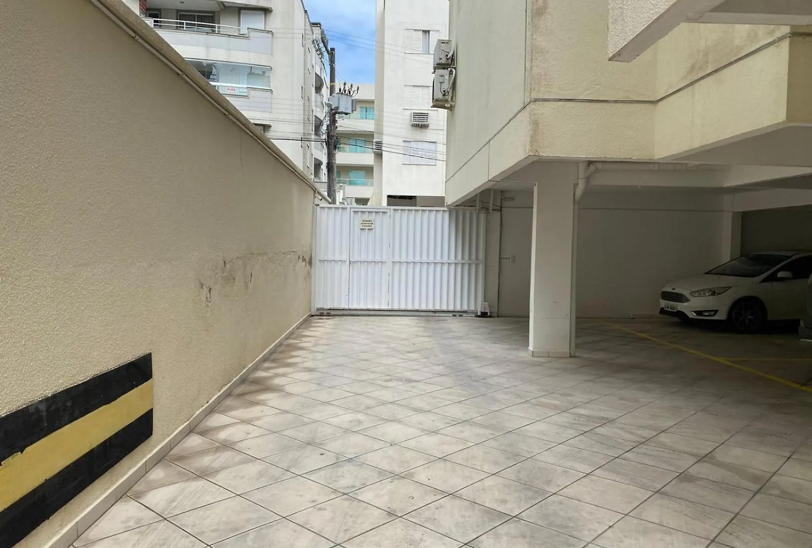 324 - Apartamento Confortavel Na Praia De Bombas Bombinhas Appartement